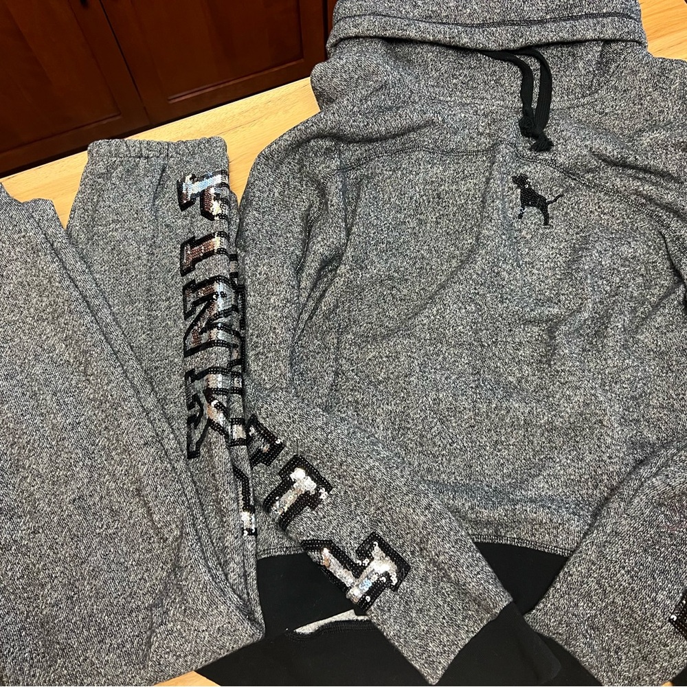 NOT FOR SALE

Victoria’s Secret Pink Fashion Show Sweatshirt/ Joggers Outfit Set
